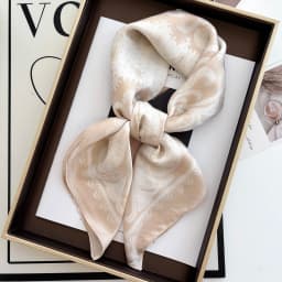 New Literary Fashionable Bandana Imitation Silk 70*70cm Temperament Square Scarves Women Spring/Summer Soft Satin Scarf