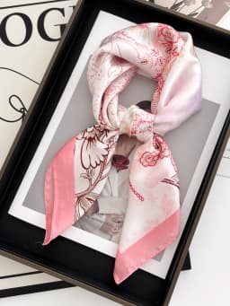 New Literary Fashionable Bandana Imitation Silk 70*70cm Temperament Square Scarves Women Spring/Summer Soft Satin Scarf