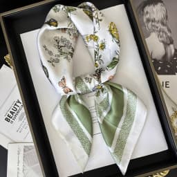 New Literary Fashionable Bandana Imitation Silk 70*70cm Temperament Square Scarves Women Spring/Summer Soft Satin Scarf
