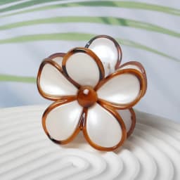 Flower Hair Claw Clips for Women Hair Hold Nonslip Hawaiian Cute Plumeria Spring and Summer Hair Clips Beach Hair Accessories