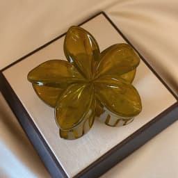 8cm/3.15in Women's Laser Mermaid Princess Flower Shaped Large-Size Brown Beige Lightweight Plastic Hair Clips Fashionable And