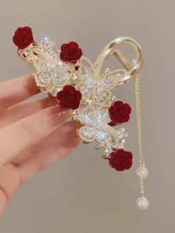 1 Pcs Fashion Exquisite Crystal Butterfly Rose Flower Artificial Pearl Tassel Hair Claws For Women Girls Party Hair Accessories