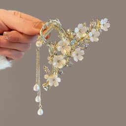 Luxury Black Metal Flower Hair Claw Clips Ponytail Grab Hair Clips For Woman Hairpins Girl Hair Accessories Headdress