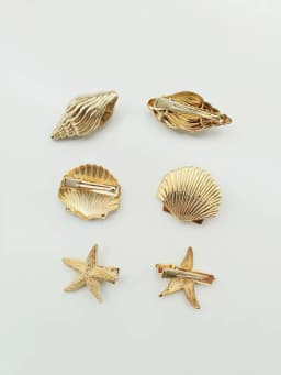 6pcs Fashion Golden Ocean themed Hair Clips with Shell Conch Starfish Shapes for Women Girls Daily and Travel Hair Accessories