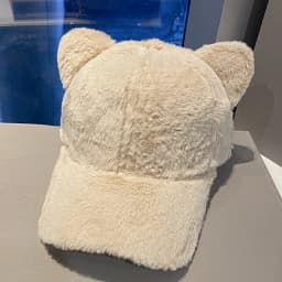 Autumn and winter warm baseball cap cartoon fashion show face small plush sweet style shopping duckbill cap