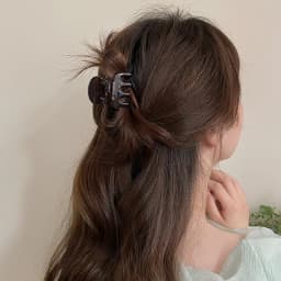 Small Medium Hair Claws Clips Crab Hair Clamps Women Girls 4.5CM Plastic Ponytail Hair Barrettes Hairpin Hair Accessories Simple