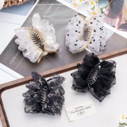 1pc crumpled style versatile netting design, simple and elegant, fashionable and versatile bun grab clip.