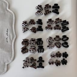 6pcs Leopard Print Small Hair Claw Clip Set Flower Cross Bow Design Hair Grip for Women Girls Non-slip Clamp for Fine Hair Bangs