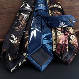 2025 Luxury Brown Floral Pattern Neck Ties For Men 8cm Formal Business Silky Soft Necktie Elegant Silvery Black Color Tie Cravat