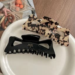 13CM Large Butterfly Knot Hollow out Hair Claw Retro Imitation Acetate Hair Clip for Women Big Volume Shark Clamp Hair Accessor