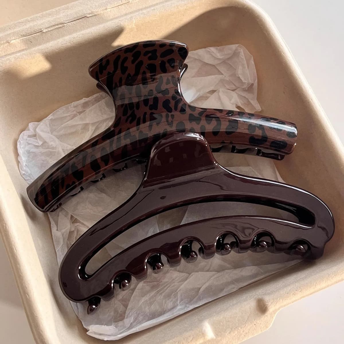 2pcs Vintage Leopard Print Arc Moon Hollow Large Hair Grab Clips Claw For Women French Style Shark Clamp Charm Hair Accessories