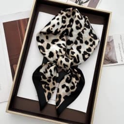 Luxury Leopard Print Female Satin Neck Scarf Square Hair Scarves Foulard Head Band Shawls Wraps Neckerchief Bandana Women 70cm