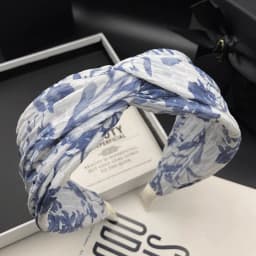 Hairpin Hair Band Women's 2026 Fashion New Simple Fabric Hair Binding Headdress Wide Edge Pressing Hair Washing Headband