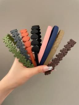 8 pieces women's headband Wavy band teeth Headband clip Women's hair clip pressure hair buckle usually daily use