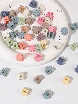50Pcs Colorful Mini Flower Hair Claw Clips for Girl Cute Hair Styling Accessories Holiday Gift Decorative Bun Clamp Tiny Hair