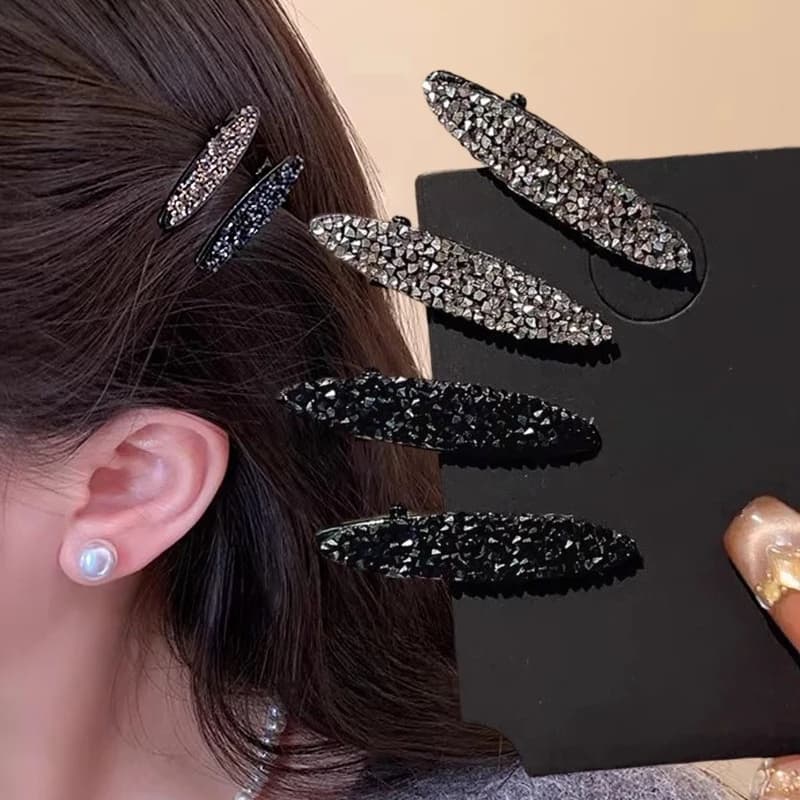Mini Shiny Rhinestone Hair Clips for Women Bangs Side Clips Bling Crystal Duckbill Barrettes Fashion Hair Accessories Daily Wear