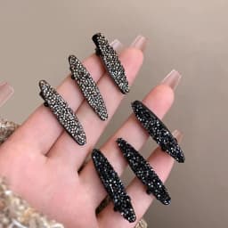 Mini Shiny Rhinestone Hair Clips for Women Bangs Side Clips Bling Crystal Duckbill Barrettes Fashion Hair Accessories Daily Wear