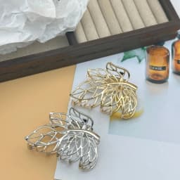 1pc Fashion Boho Hollow Leaf Hair Claw Clip Large Metal Jaw Clip Thick Hair Elegant Nature Inspired Hair Accessories for Women