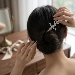 New Chinese Style Snake Shaped Moonstones Hairpin Fashion Metal Hanfu Hairpin Hair Chopsticks Headwear Hair Accessories Gift