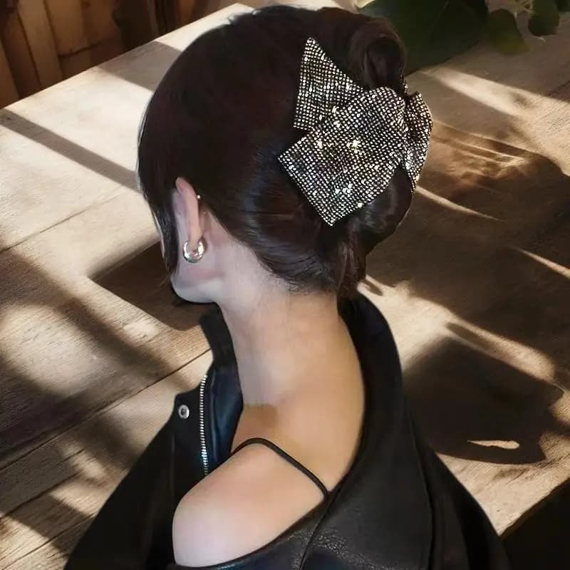 Fashion Rhinestone Hair Clip Temperament Shiny Hair Claws Fabric Triangular Hairpin Hair Accessories For Daily Party GiftHot