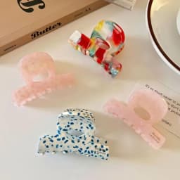 Stylish French Hair Claw Clip Small Acetate Shark Clip Elegant Sweet Half-Updo Hairpin for Women