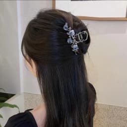 New Female Camellia Flower Grab Clip Retro Ponytail Braid Crab Metal Hair Clip Fashion Sweet Girl Hair Card Hair Accessories