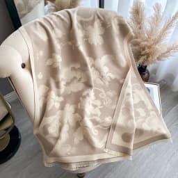 New 2025 Women Fashion Brand lotus Scarf Luxury Autumn Winter Warm Shawls Print Scarve Pashmina Mujer Femme Foulard Bufanda