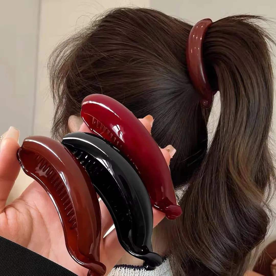 A one-character twisted banana clip, a high ponytail clip, a hair clip at the back of the head, and a female headpiece