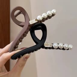 1pc Matte Pearl Metal Hair Clip, Back of the Head Premium Sense Large Grab Clip Seamless Shark Clip, Suitable for Daily Use