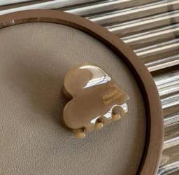 Small Hair Claw Acetate Hair Crabs For Girls Cute Heart Shaped Hair Clips Children Women Causal Hairpin Hair Accessories