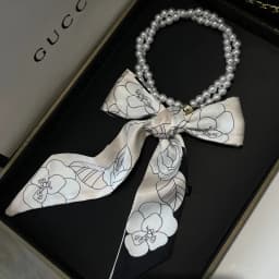 French retro pearl necklace with silk scarf, neck chain, variable collarbone decoration, small scarf, new female streamer.