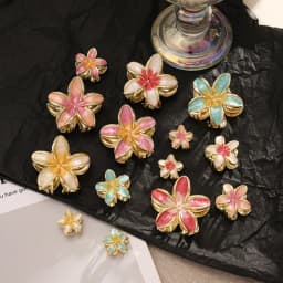 1/3Pcs Alloy Hawaiian Flower Clips Oil Dropping Hair Accessories Lily Flower Hair Claws Gradient Flower Hair Clip Beach Vocation
