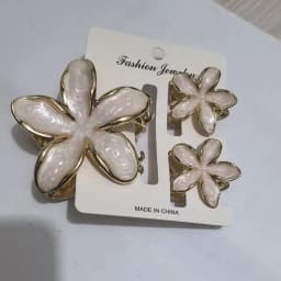 1/3Pcs Alloy Hawaiian Flower Clips Oil Dropping Hair Accessories Lily Flower Hair Claws Gradient Flower Hair Clip Beach Vocation