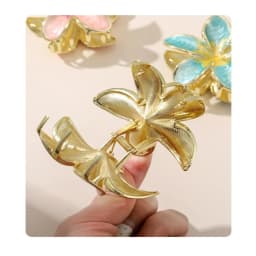 1/3Pcs Alloy Hawaiian Flower Clips Oil Dropping Hair Accessories Lily Flower Hair Claws Gradient Flower Hair Clip Beach Vocation