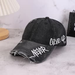 Fashionable and individual letter embroidered baseball caps for couples, street trend casual and versatile sunshade baseball cap