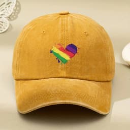 Retro style rainbow heart-shaped printed baseball cap with sun shading and antique design adjustable