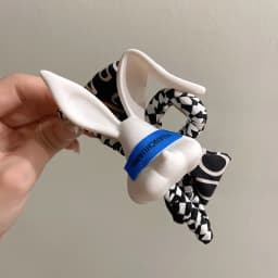 Cute gentleman folded-ear rabbit hair clip for the back of the head, high-end feel, large women's claw clip, simple bow hair acc