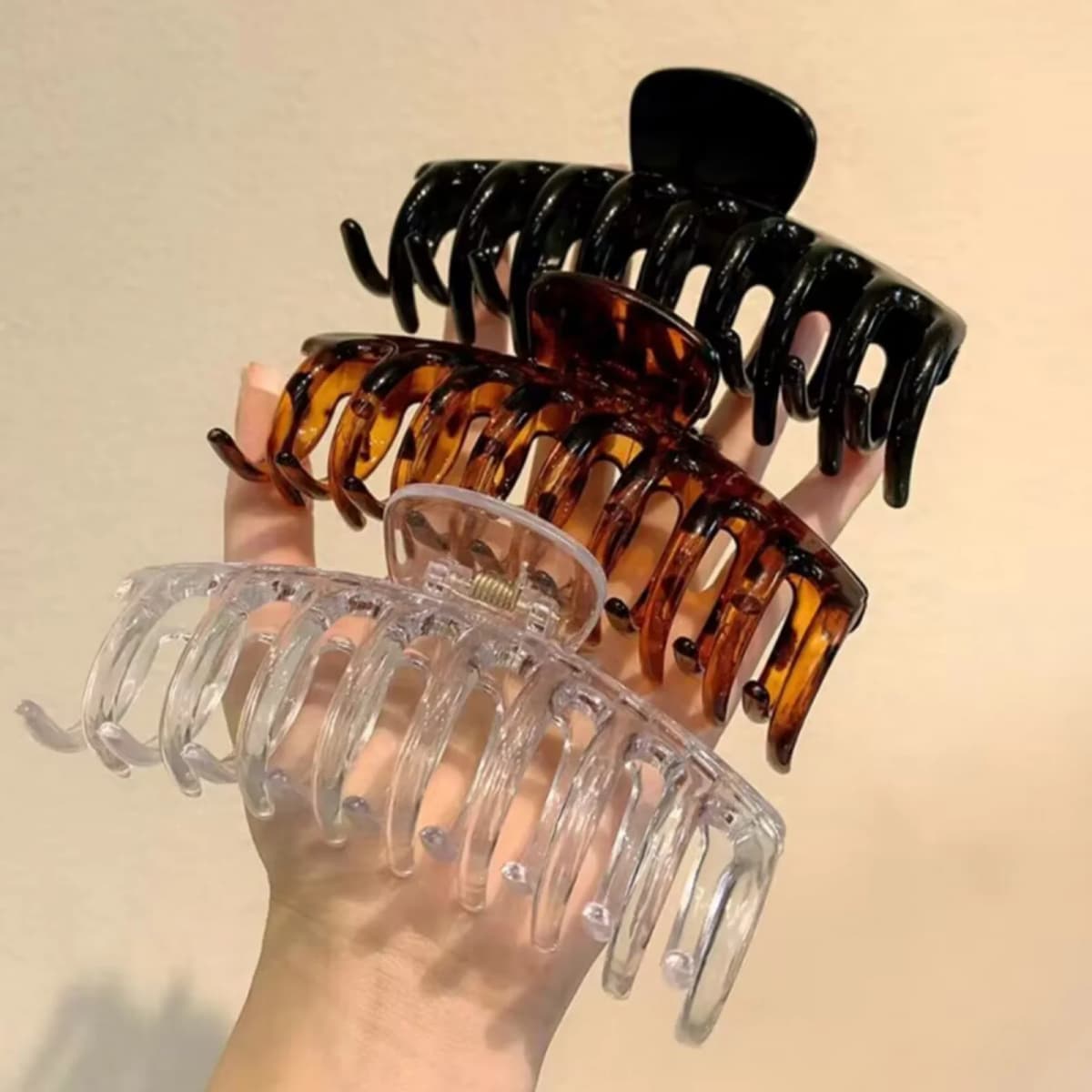 1PC Large Hair Claw Clips , 4 -Piece Tortoise and Transparent Styles, Fashionable Hair Accessories, Ideal for Daily & Casual Loo