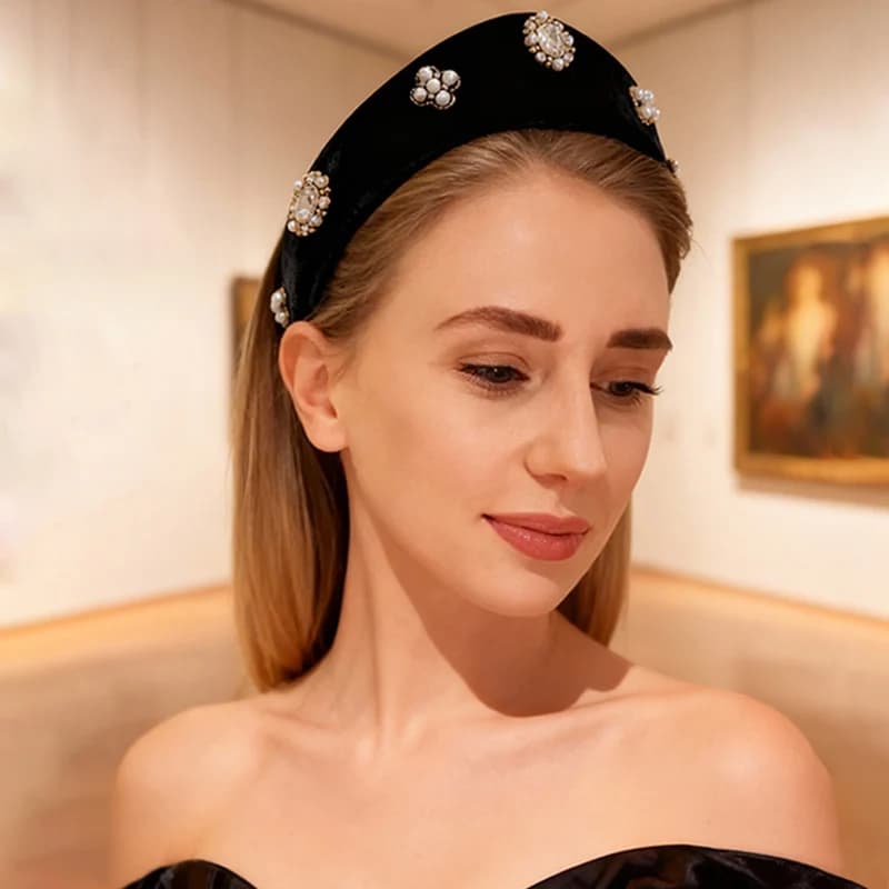 1pc European and American Velvet Headband for Women,Hairbands with Diamonds and Pearls Hair Hoop Lady Headwear Daily Wear