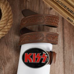 Oval KISS Red and Black Base Buckle Casual and Versatile Tengyun PU Embossed Belt Unisex Belt