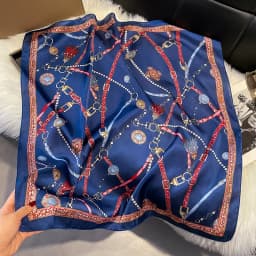 Luxury Print Chain Neck Tie Shawl 2025 Silk Square Scarf Women Wraps Female 70cm Hair Hand Wrist Headkercheif Hijab Bandana
