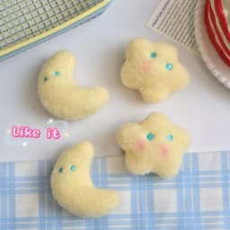 2025 Korean Trend Kawaii Cartoon Plush Star Moon Hair Clip Girl Backpack Decoration Women's Cute Side Clip Brooch Student Gift