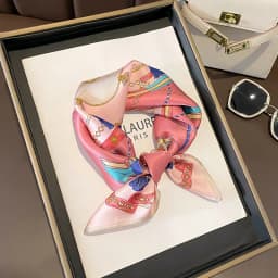 100% Mulberry Silk Square Scarf Vintage European Carriage & Chain Print Pink Elegant Luxury Silk Neck/Head Wrap Women's Fashion