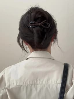 Elegant Hollow Acrylic Hair Clips Leopards Print Leather Bow Duckbill Clip Women Girls Non-Slip Twist Barrettes For Bun Ponytail