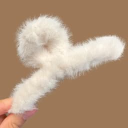 Cute Golden Puppy Hair Clip Large Back Head Hair Shark Clip High-end Autumn Winter Furry Claw Clips Personality Head Accessory
