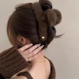 Cute Golden Puppy Hair Clip Large Back Head Hair Shark Clip High-end Autumn Winter Furry Claw Clips Personality Head Accessory