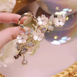 Floral Hair Claw with Tassels Floral Shark Hair Clip for Women Updo Bun Simple Style Stable Grip Claw Clip