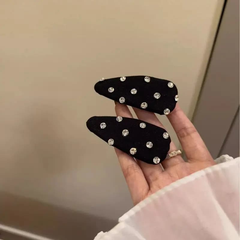 1pc Subtle style elegant bangs clip black minimalist edge clip high-end feeling bb clip water droplet inlaid diamond hair clip