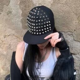 Street style rivet baseball cap for men and women,sun protection hat suitable for outdoor sports in spring and summer,adjustable