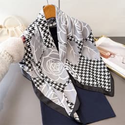90*90cm Houndstooth Floral Cotton Square Scarf Women Silk Scarves Bandanas Luxury Beach Shawl Wraps Elegant Hijab Neckerchief